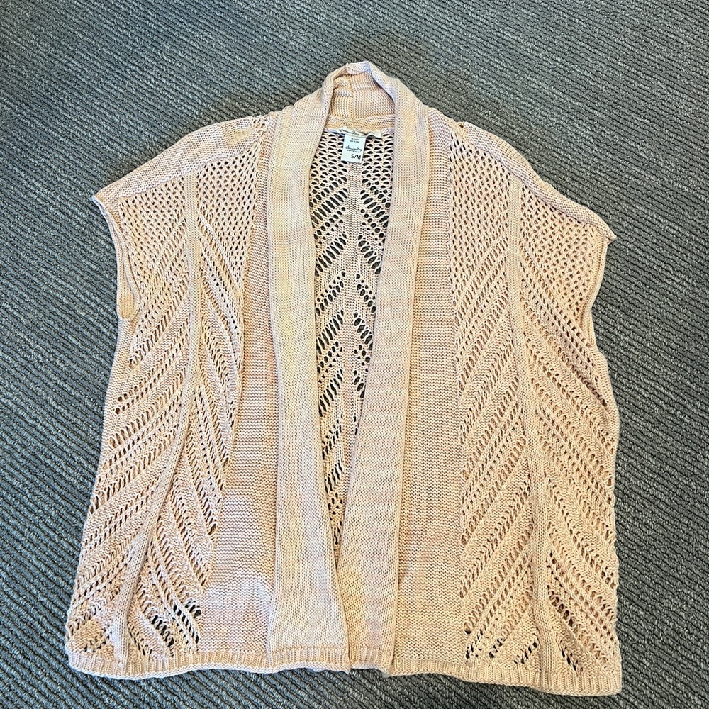 Boho style knitted vest! Size S/M
